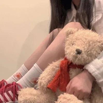 叔比狗：蓝猎鹰面具
